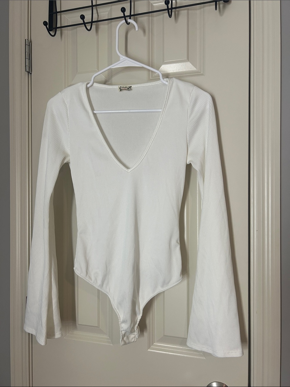 Women's Ribbed V-Neck Flare Sleeve Bodysuit - White